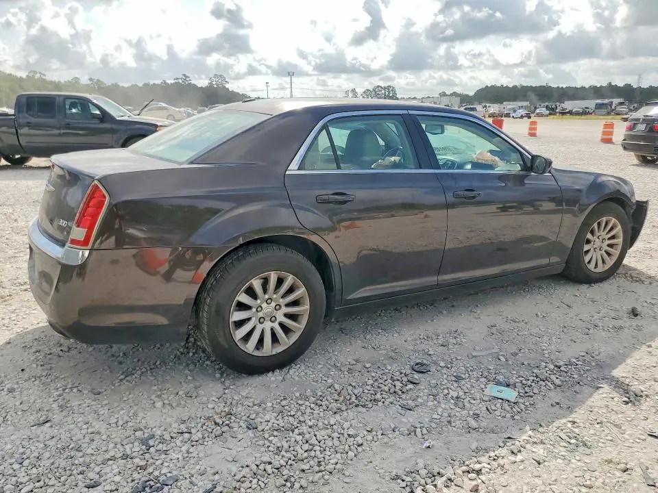 2013 CHRYSLER 300   