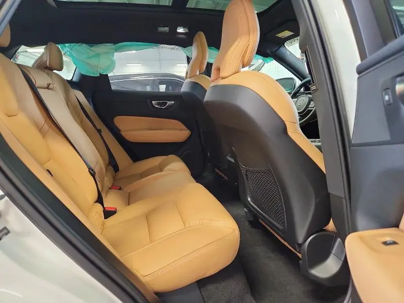 2024 VOLVO XC60 ULTIMATE  