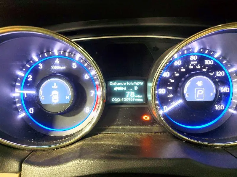 2011 HYUNDAI SONATA GLS  