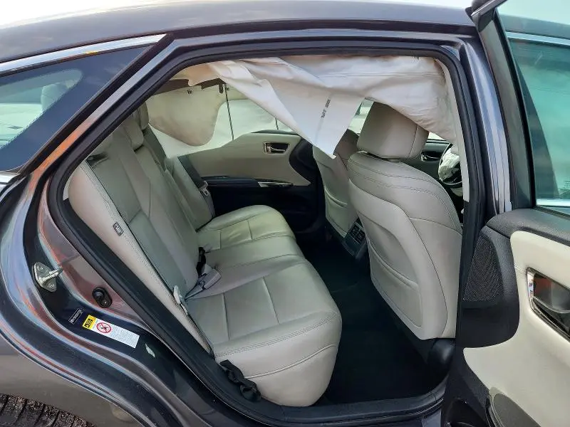 2015 TOYOTA AVALON XLE  
