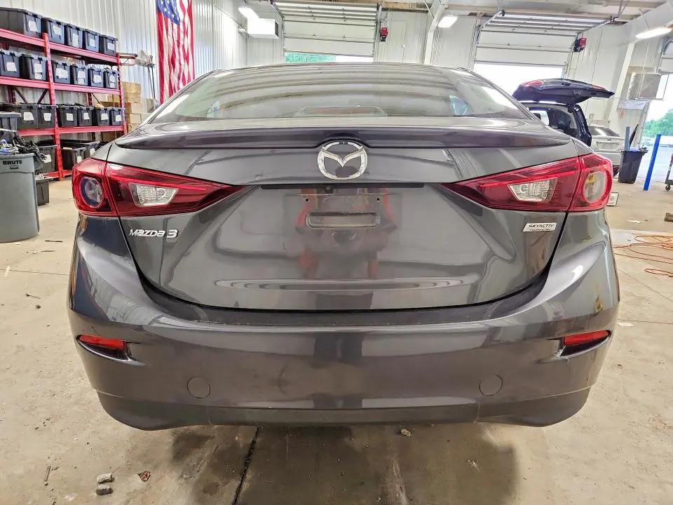 2016 MAZDA 3 TOURING  