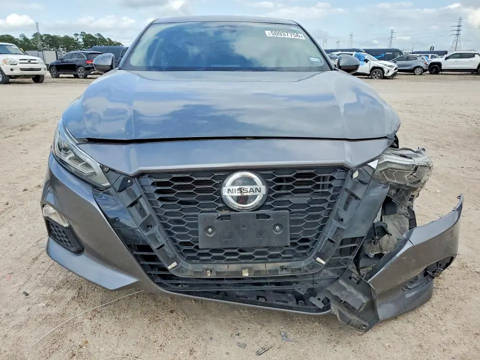 2021 NISSAN ALTIMA 2.5 SV  