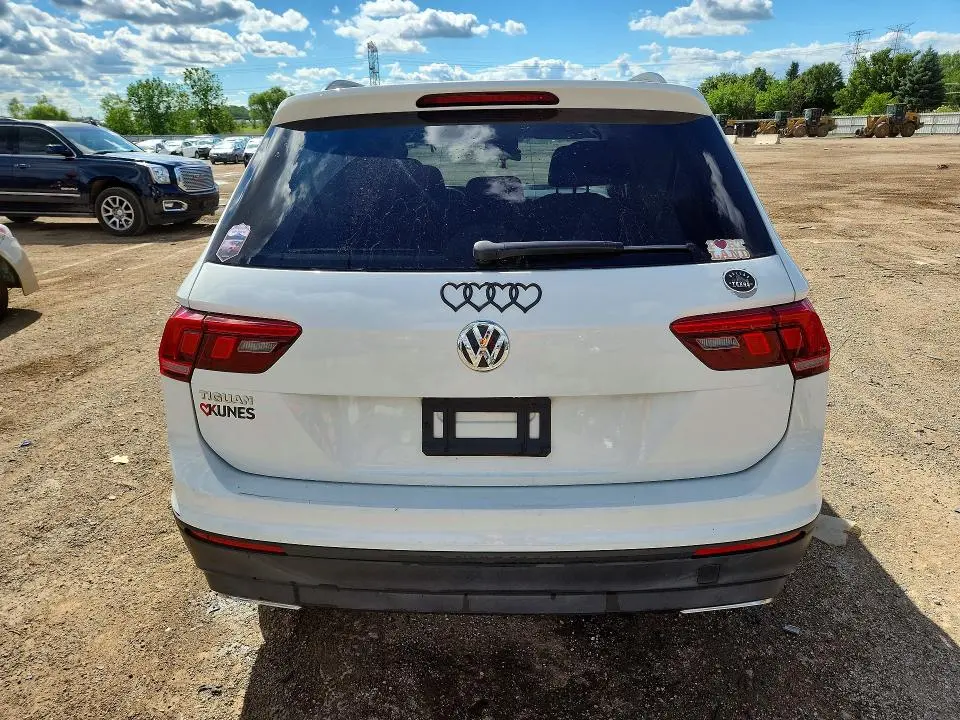 2019 VOLKSWAGEN TIGUAN S  