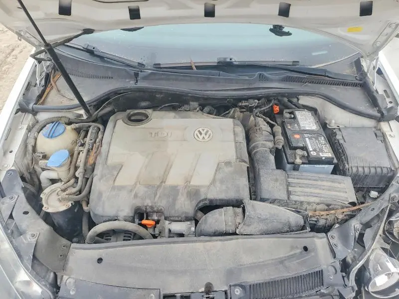 2011 VOLKSWAGEN JETTA TDI  