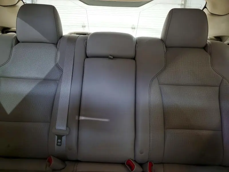 2012 FORD TAURUS LIMITED  