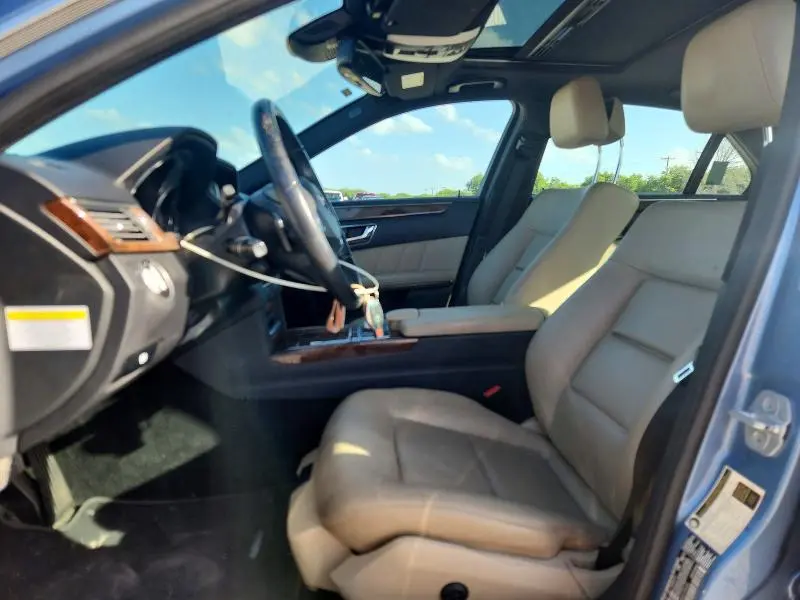 2011 MERCEDES-BENZ E 350  