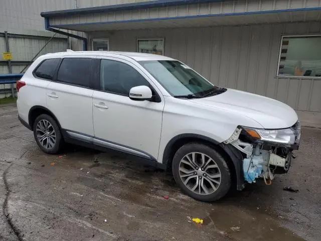 2017 MITSUBISHI OUTLANDER SE  