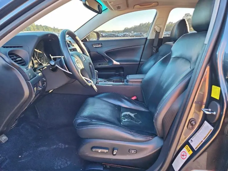 2011 LEXUS IS 250  