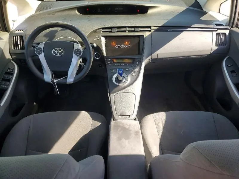 2010 TOYOTA PRIUS II  