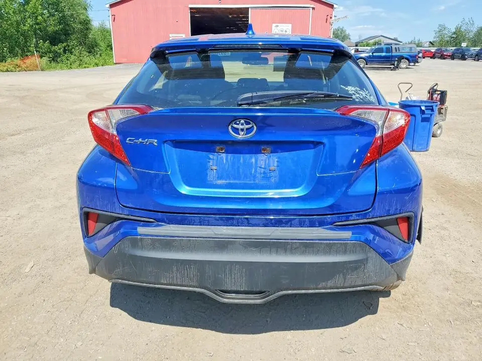 2019 TOYOTA C-HR LE  