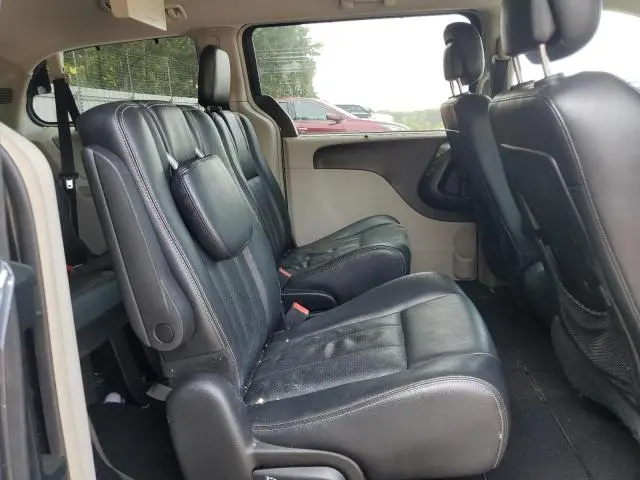 2013 CHRYSLER TOWN & COUNTRY TOURING L  