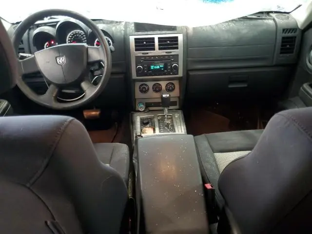 2010 DODGE NITRO SE  