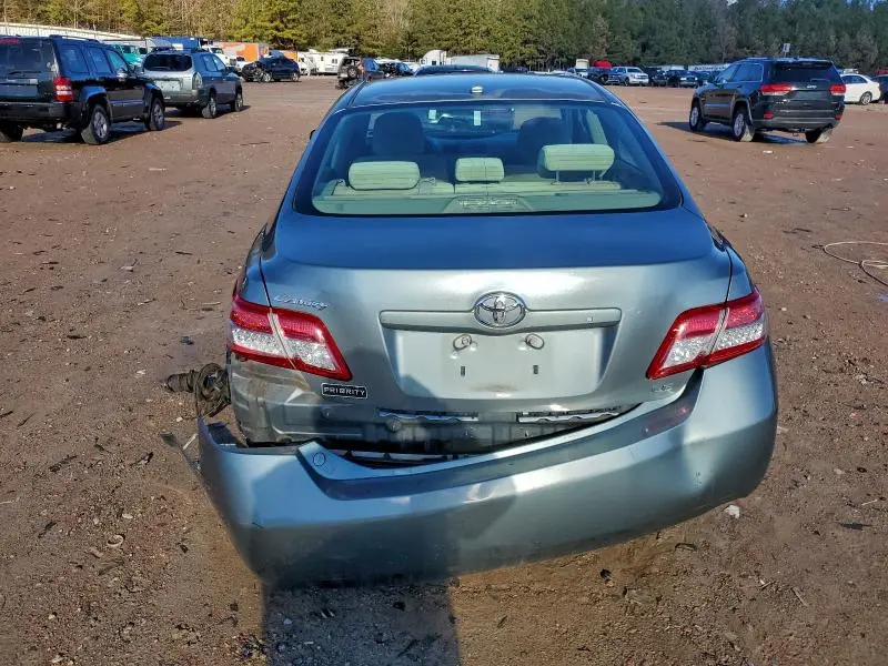 2011 TOYOTA CAMRY BASE  