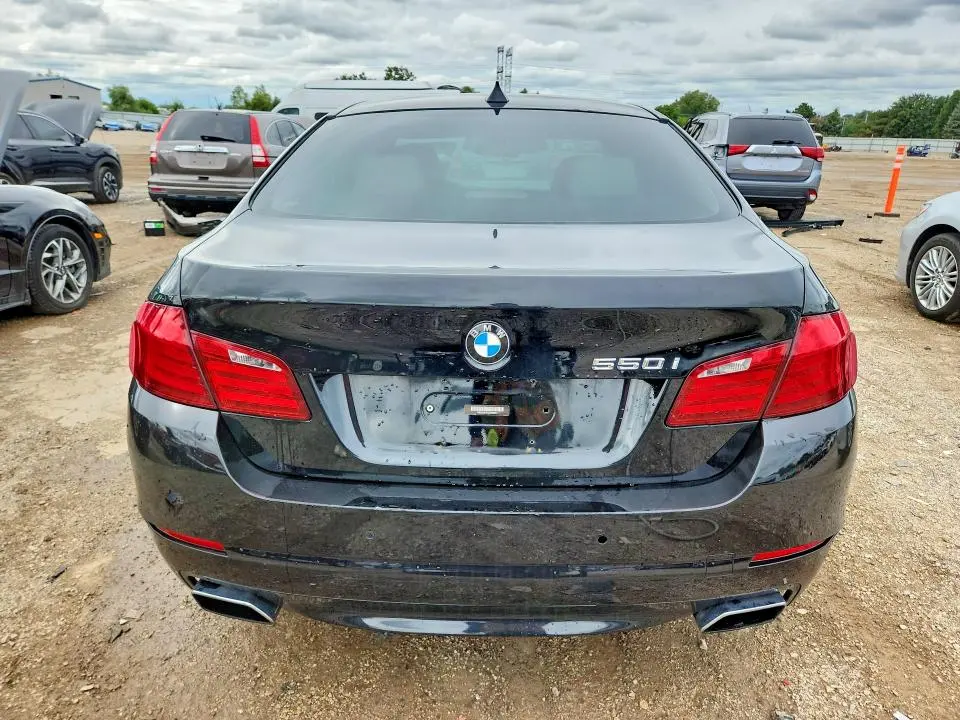 2012 BMW 550 XI  