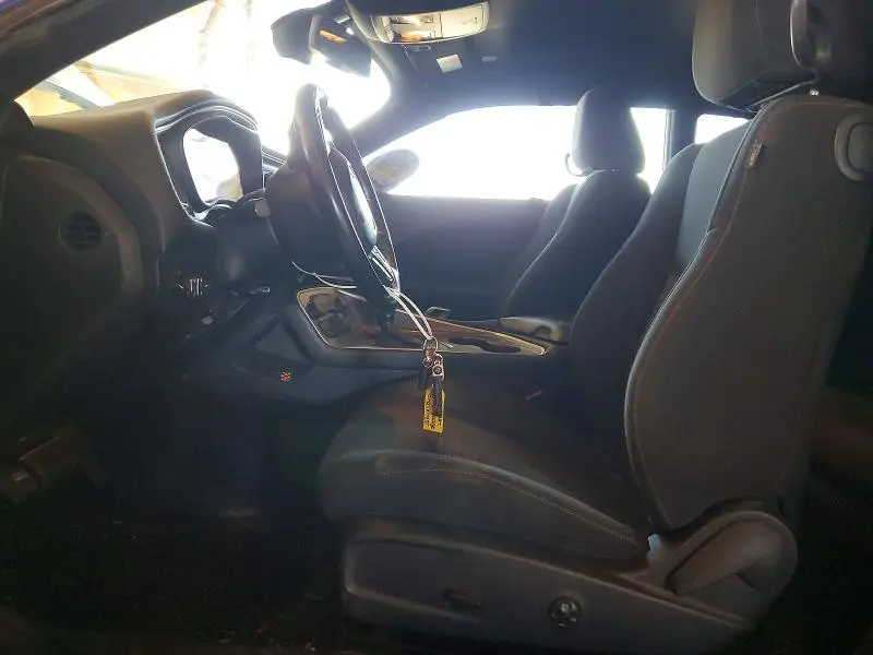 2020 DODGE CHALLENGER SXT  