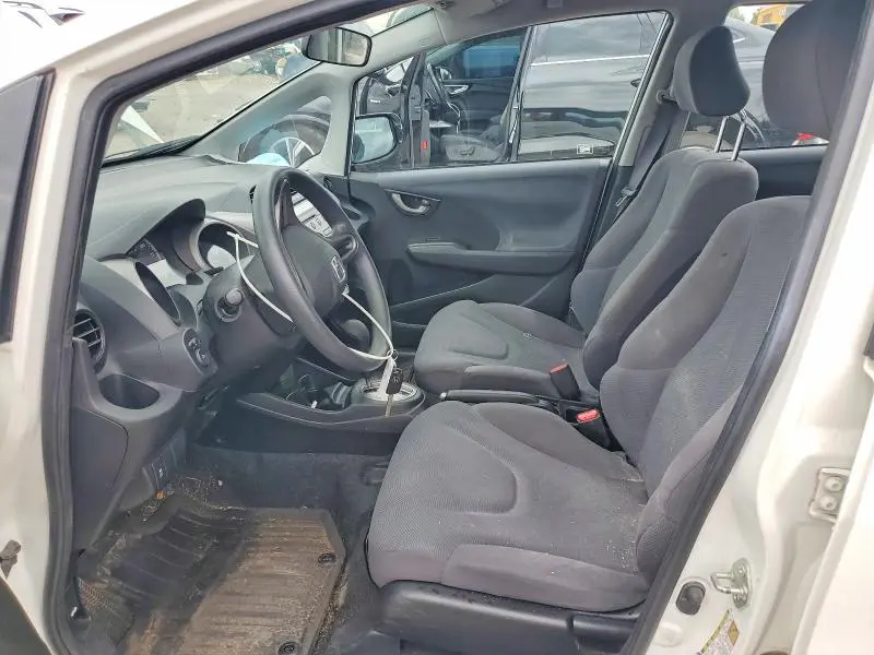 2011 HONDA FIT   