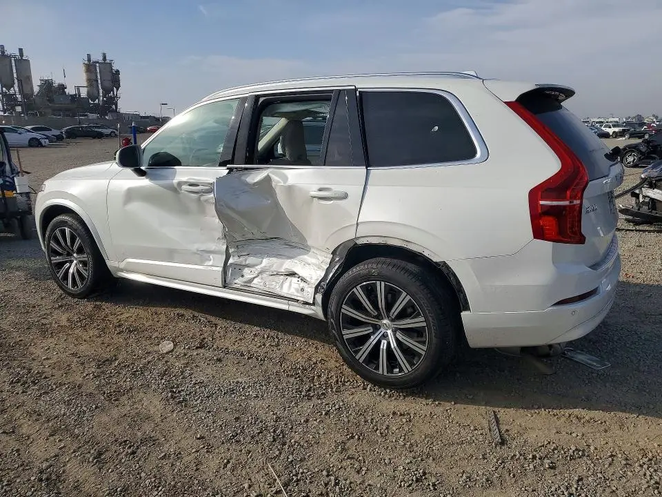 2023 VOLVO XC90 CORE  