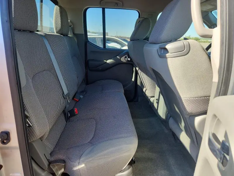 2014 NISSAN FRONTIER SV  