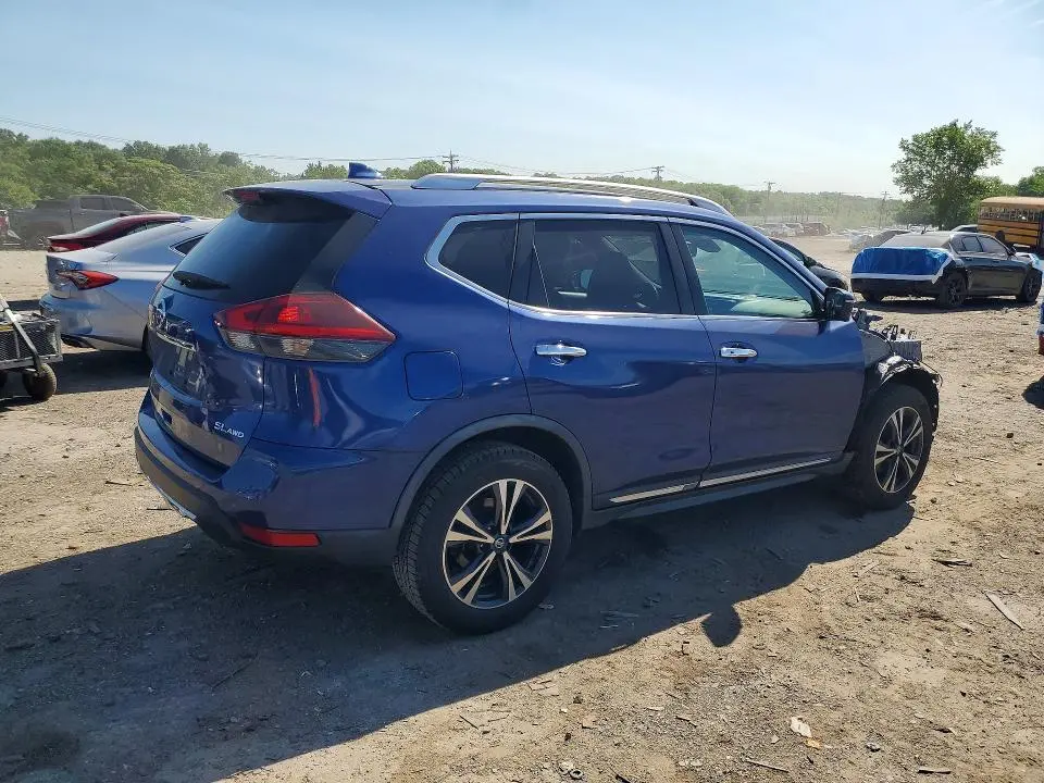 2018 NISSAN ROGUE SL  