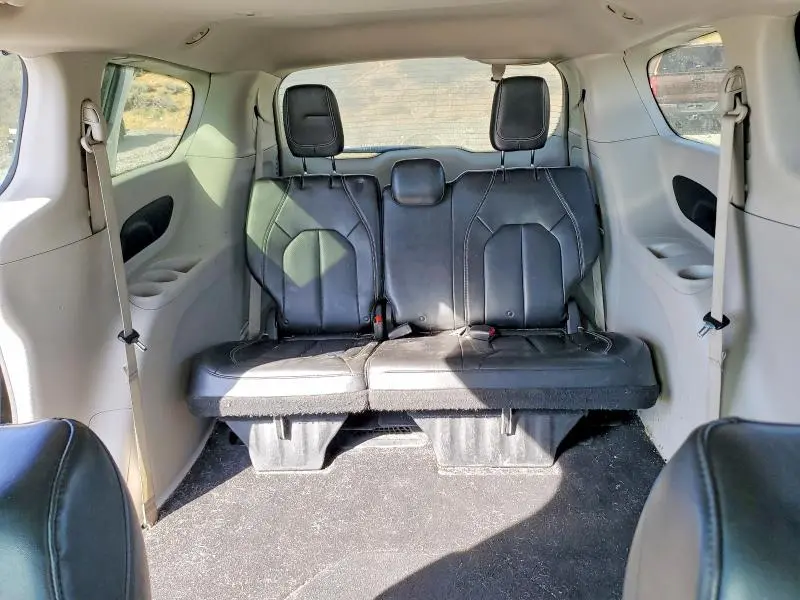 2020 CHRYSLER VOYAGER LXI  