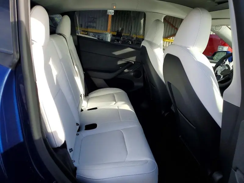 2025 TESLA MODEL Y   