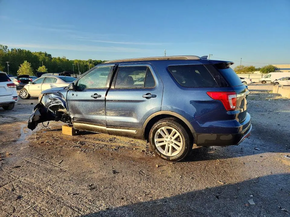 2017 FORD EXPLORER XLT  