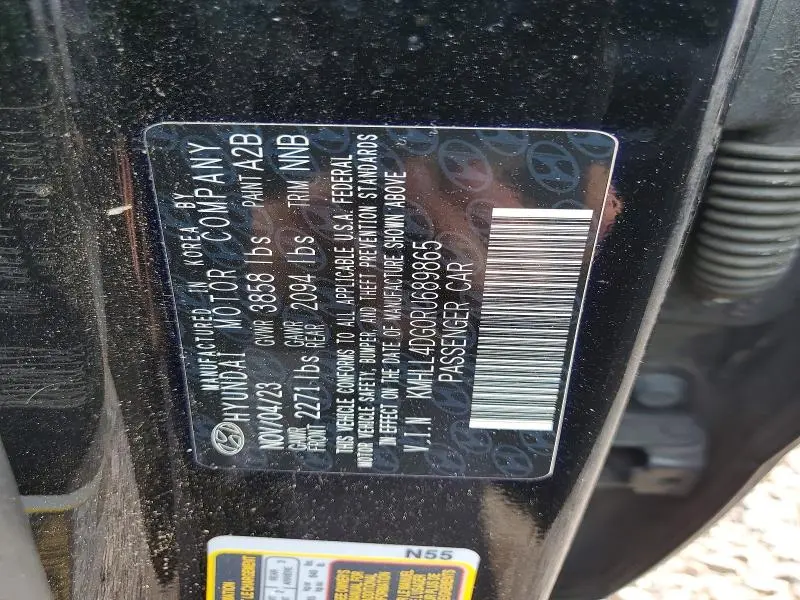 2024 HYUNDAI ELANTRA SE  