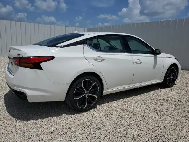 2024 NISSAN ALTIMA SR