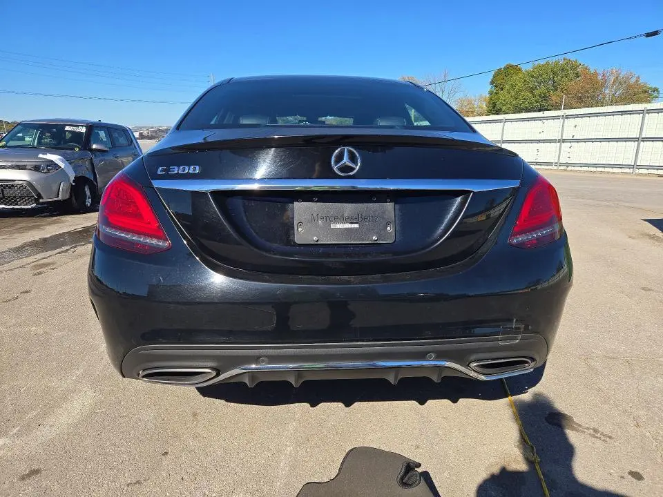 2019 MERCEDES-BENZ C 300  