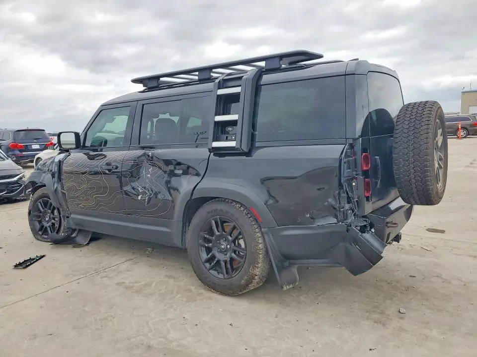 2023 LAND ROVER DEFENDER 130 SE  