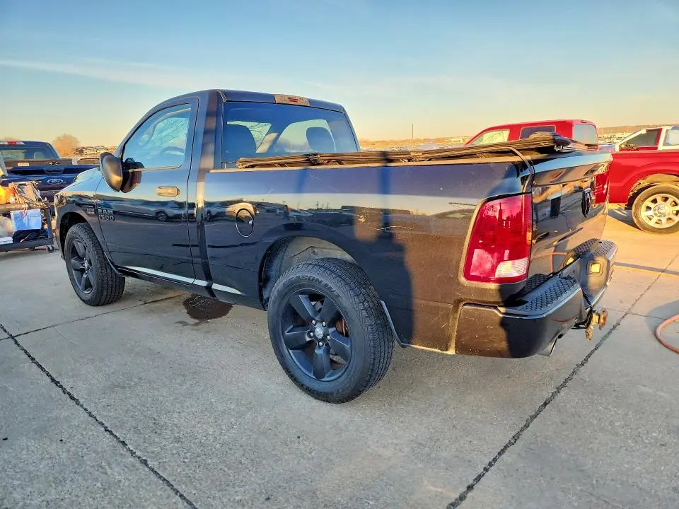 2016 RAM 1500 ST  