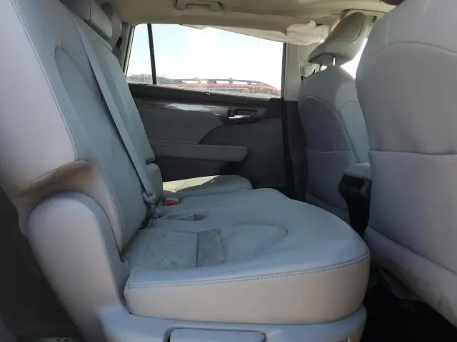 2020 TOYOTA HIGHLANDER LIMITED  