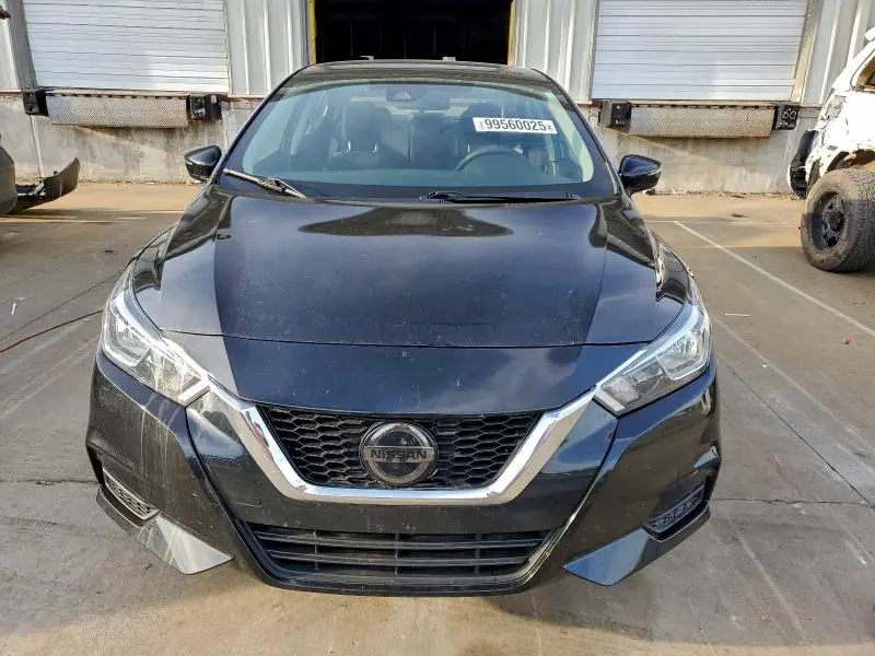 2021 NISSAN VERSA SV  