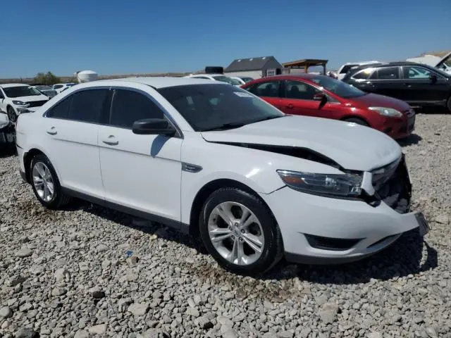 2016 FORD TAURUS SE  