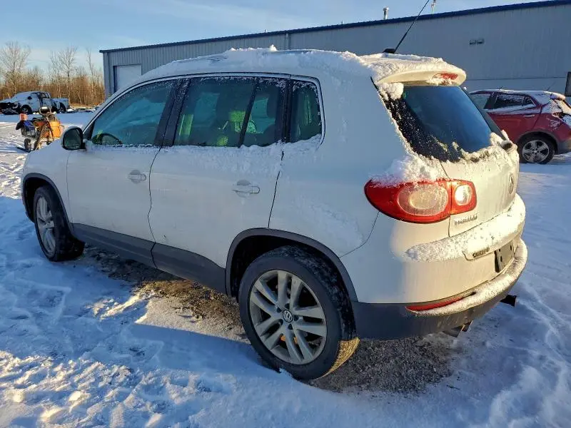 2011 VOLKSWAGEN TIGUAN S  