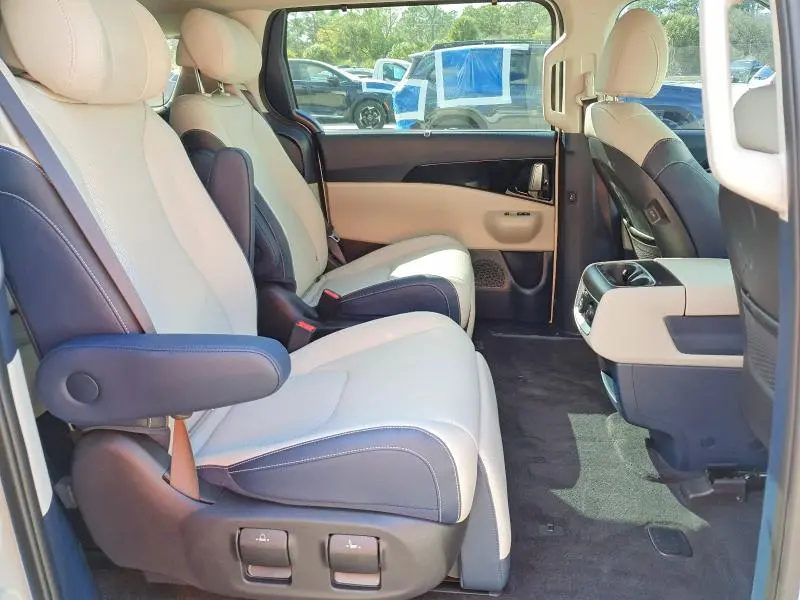 2025 KIA CARNIVAL SX PRESTIGE  