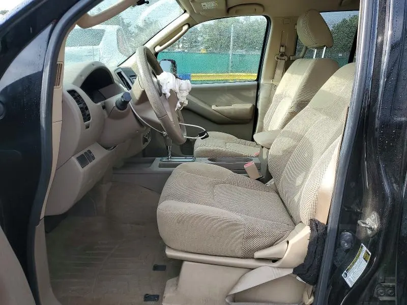 2010 NISSAN FRONTIER SE V6  