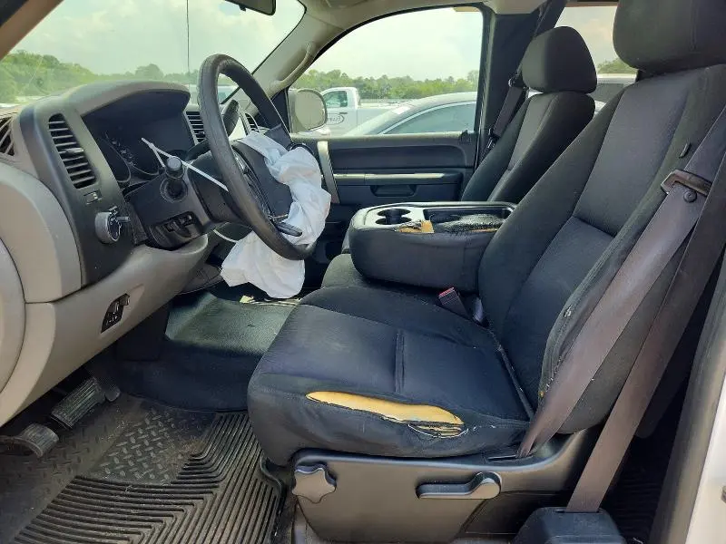 2011 CHEVROLET SILVERADO C1500 LS  