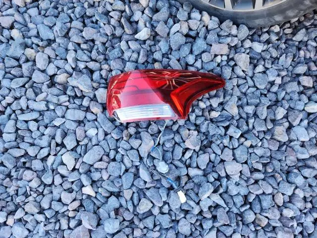 2018 MITSUBISHI OUTLANDER SE