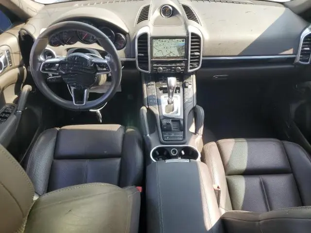 2016 PORSCHE CAYENNE   