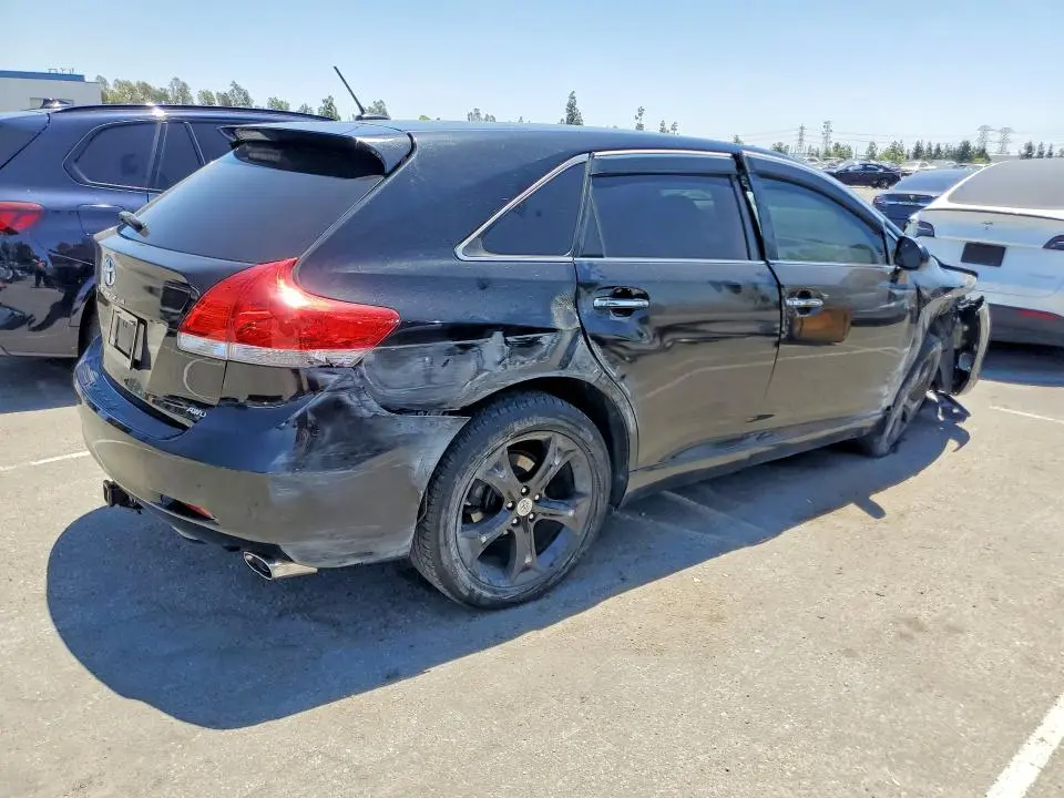 2010 TOYOTA VENZA AWD V6  