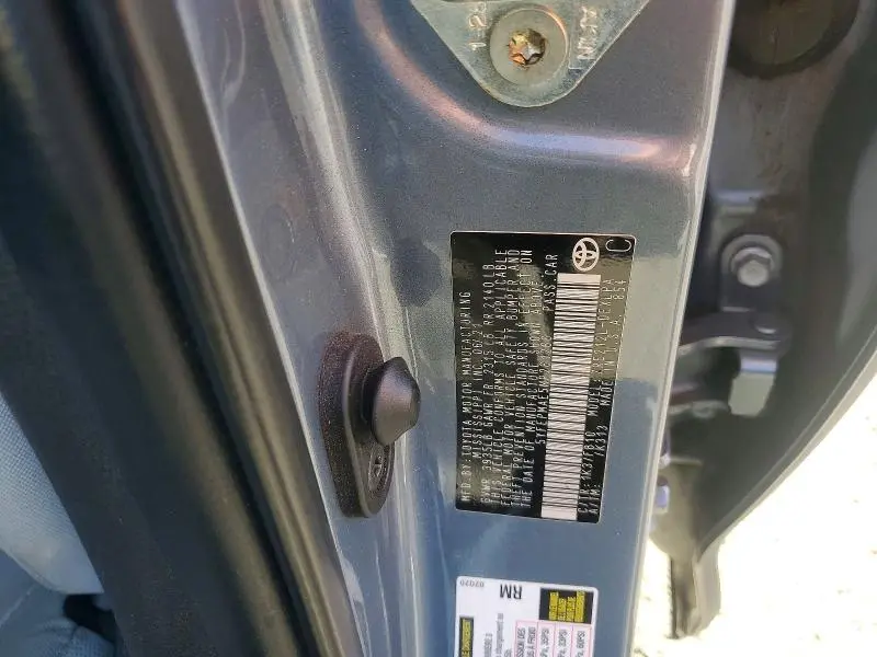 2021 TOYOTA COROLLA LE  