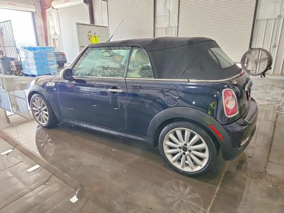 2013 MINI COOPER S  