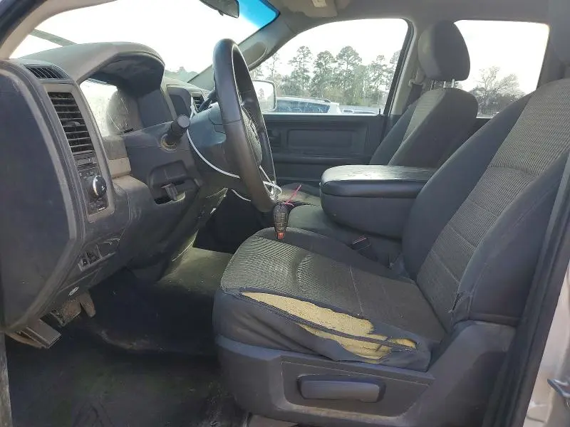 2012 DODGE RAM 1500 ST  