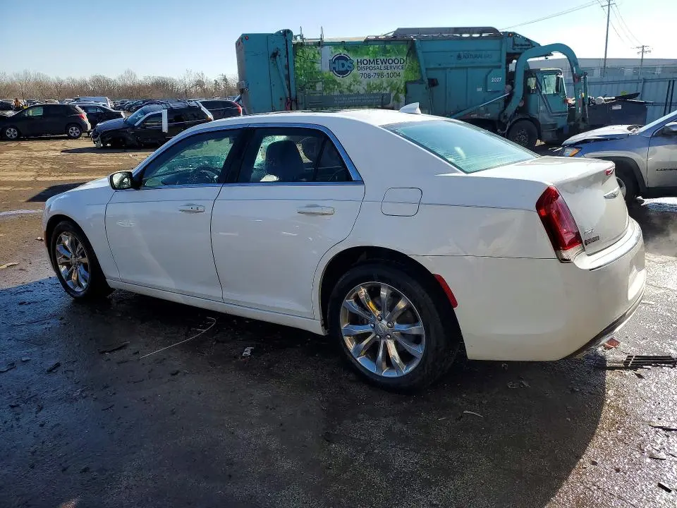 2015 CHRYSLER 300 LIMITED  