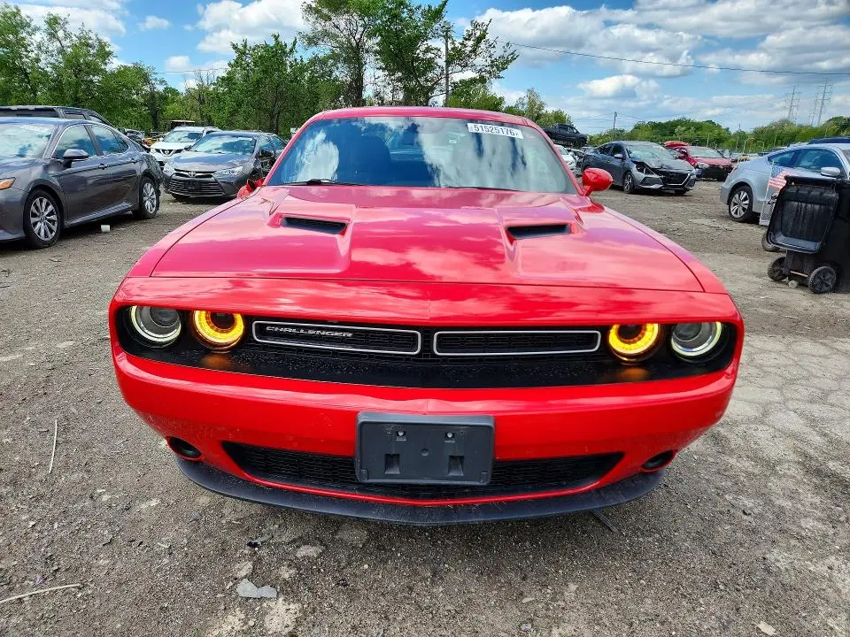 2019 DODGE CHALLENGER SXT  