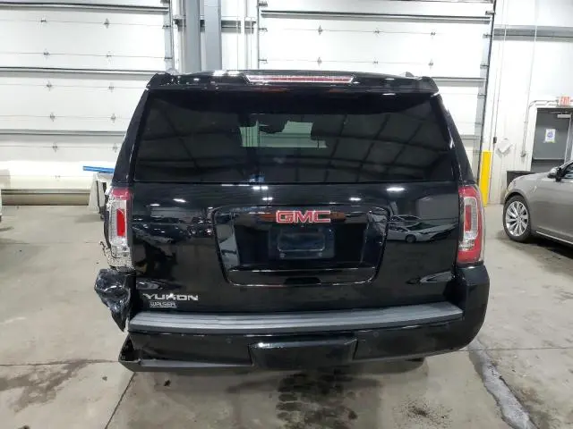 2017 GMC YUKON SLE  