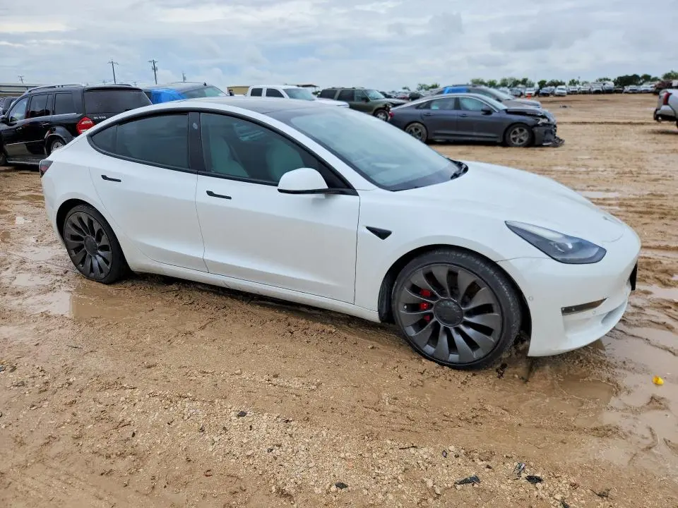 2021 TESLA MODEL 3   