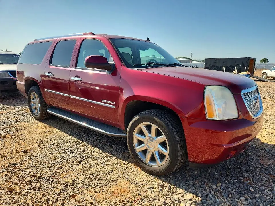 2010 GMC YUKON XL DENALI  