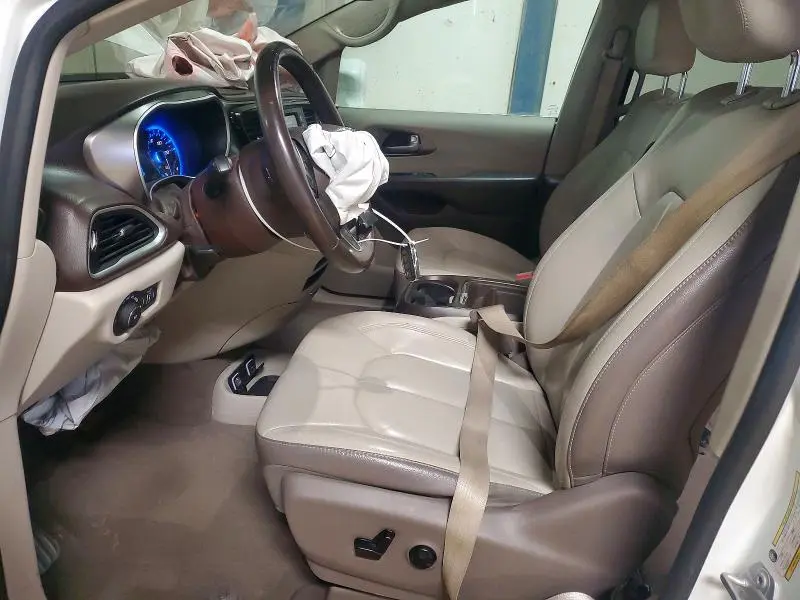 2017 CHRYSLER PACIFICA TOURING L  